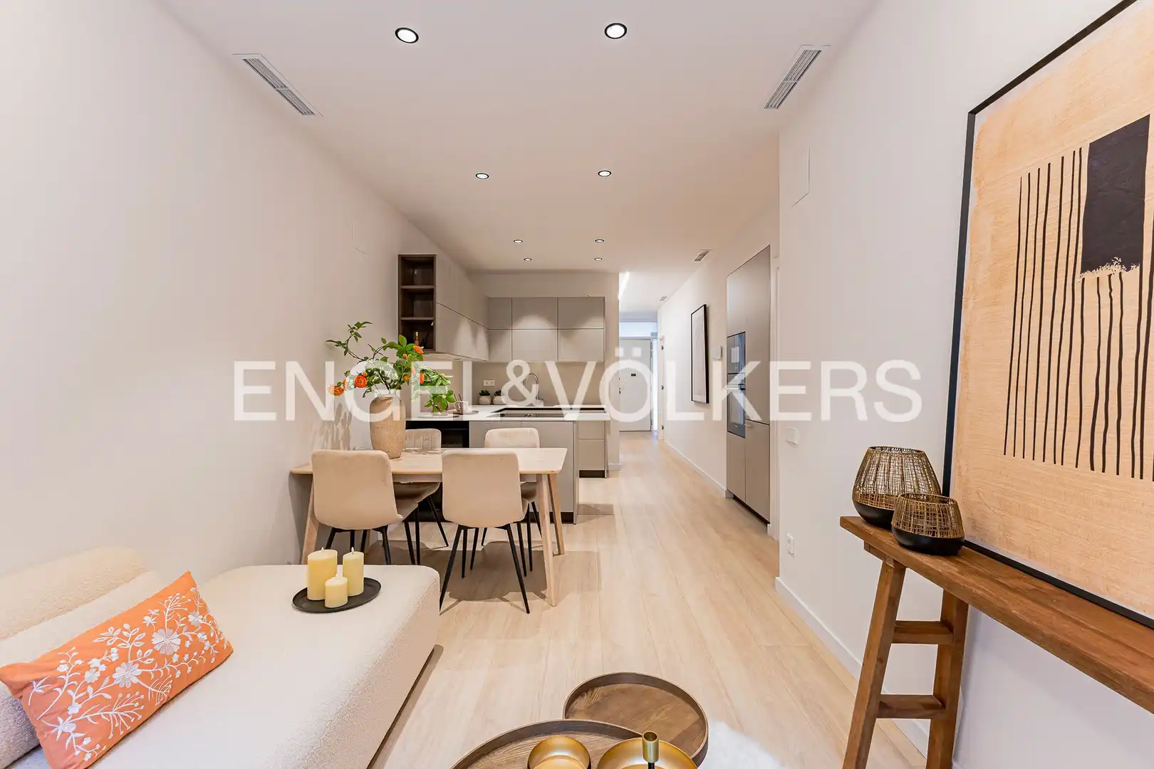 Wohnzimmer von Wohnung zum Verkauf in Barcelona mit Klimaanlage, Heizung und Privatgarten