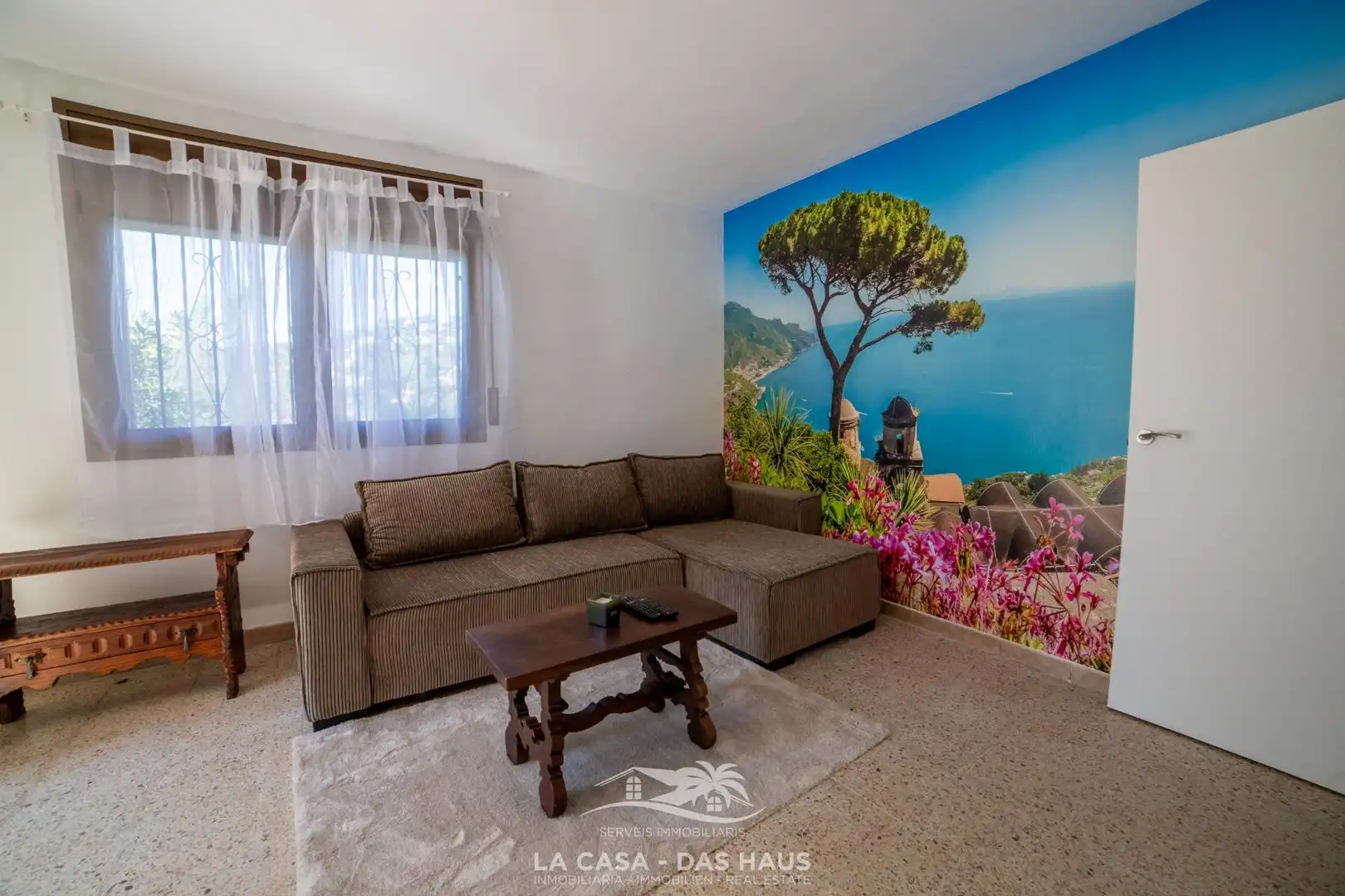 Sala d'estar de Casa o xalet en venda en Lloret de Mar amb Jardí privat, Terrassa i Balcó