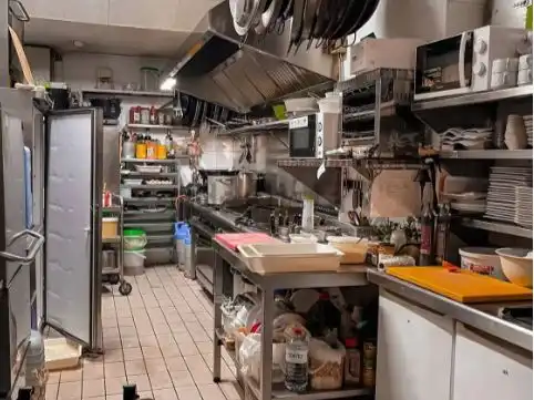 Cuina de Local en venda en Villajoyosa / La Vila Joiosa amb Aire condicionat, Calefacció i Terrassa