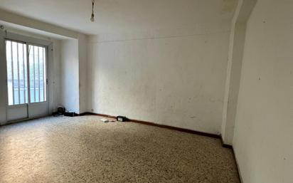 Flat for sale in  Zaragoza Capital  with Air Conditioner and Balcony