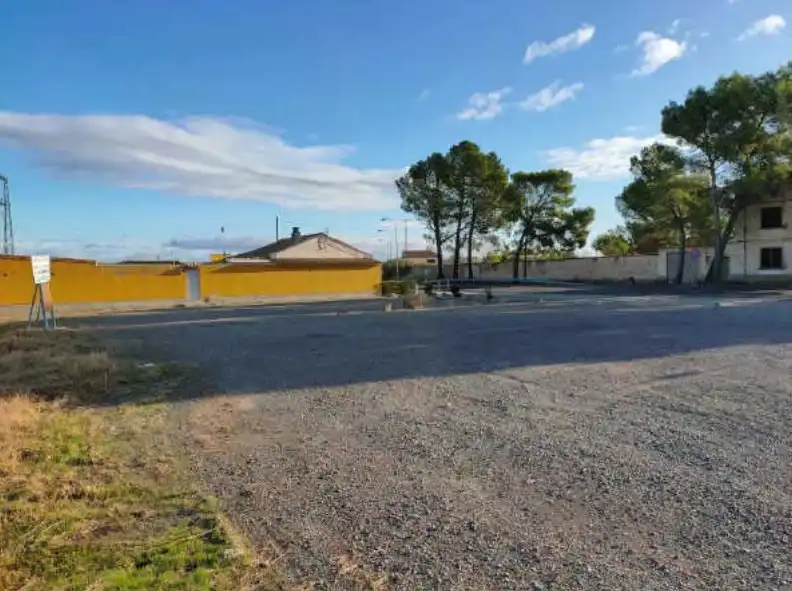 Vista exterior de Residencial en venta en El Grado
