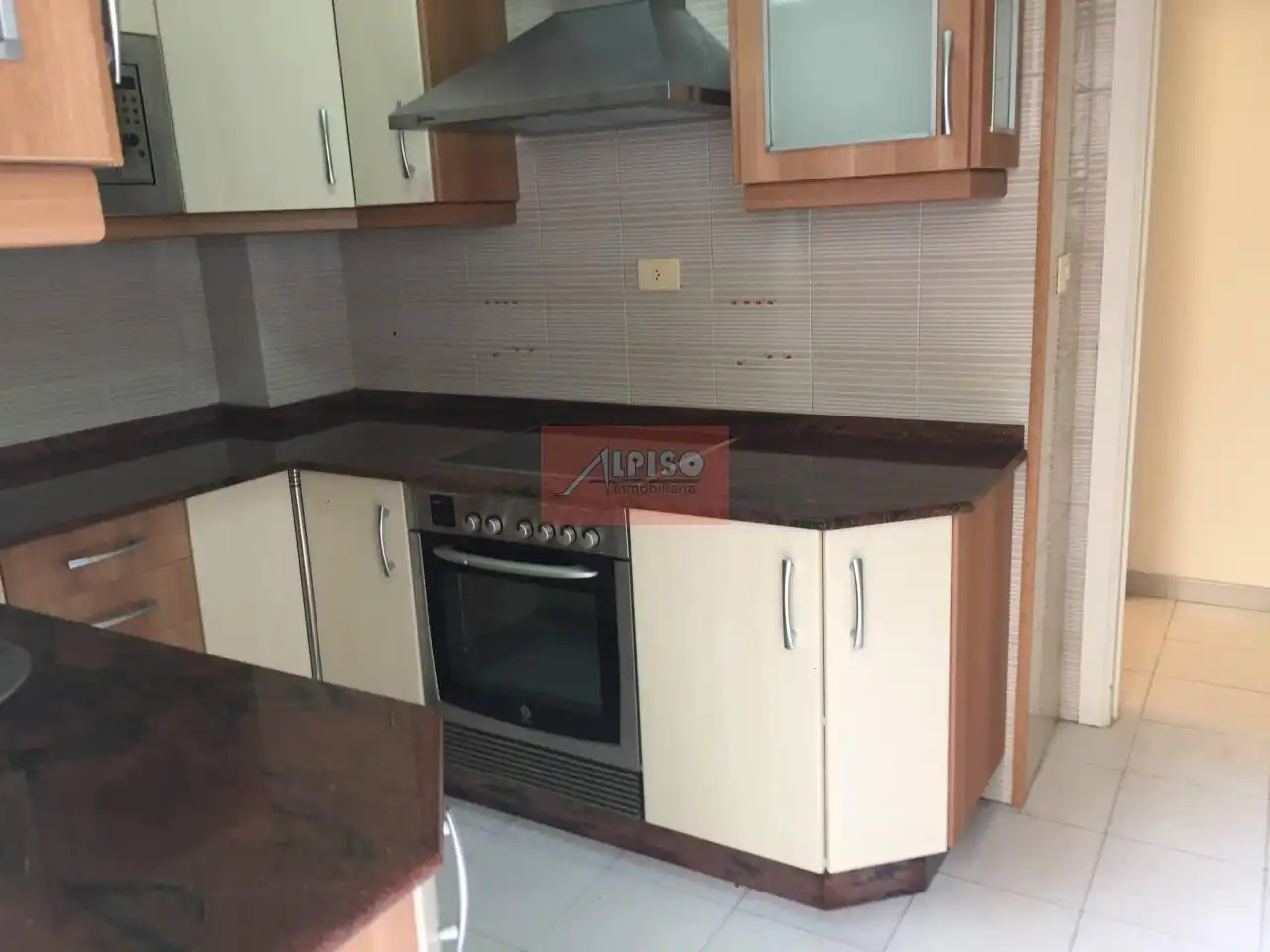 Cocina de Piso de alquiler en Ourense Capital  con Calefacción, Amueblado y Balcón