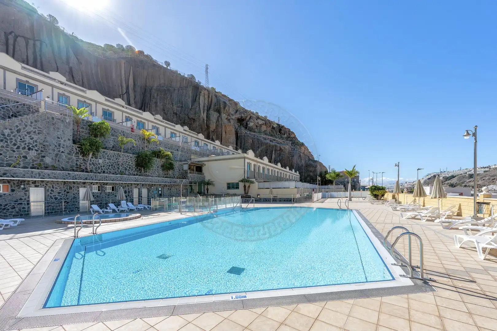 Piscina de Casa adosada de alquiler en Mogán con Aire acondicionado, Jardín privado y Terraza