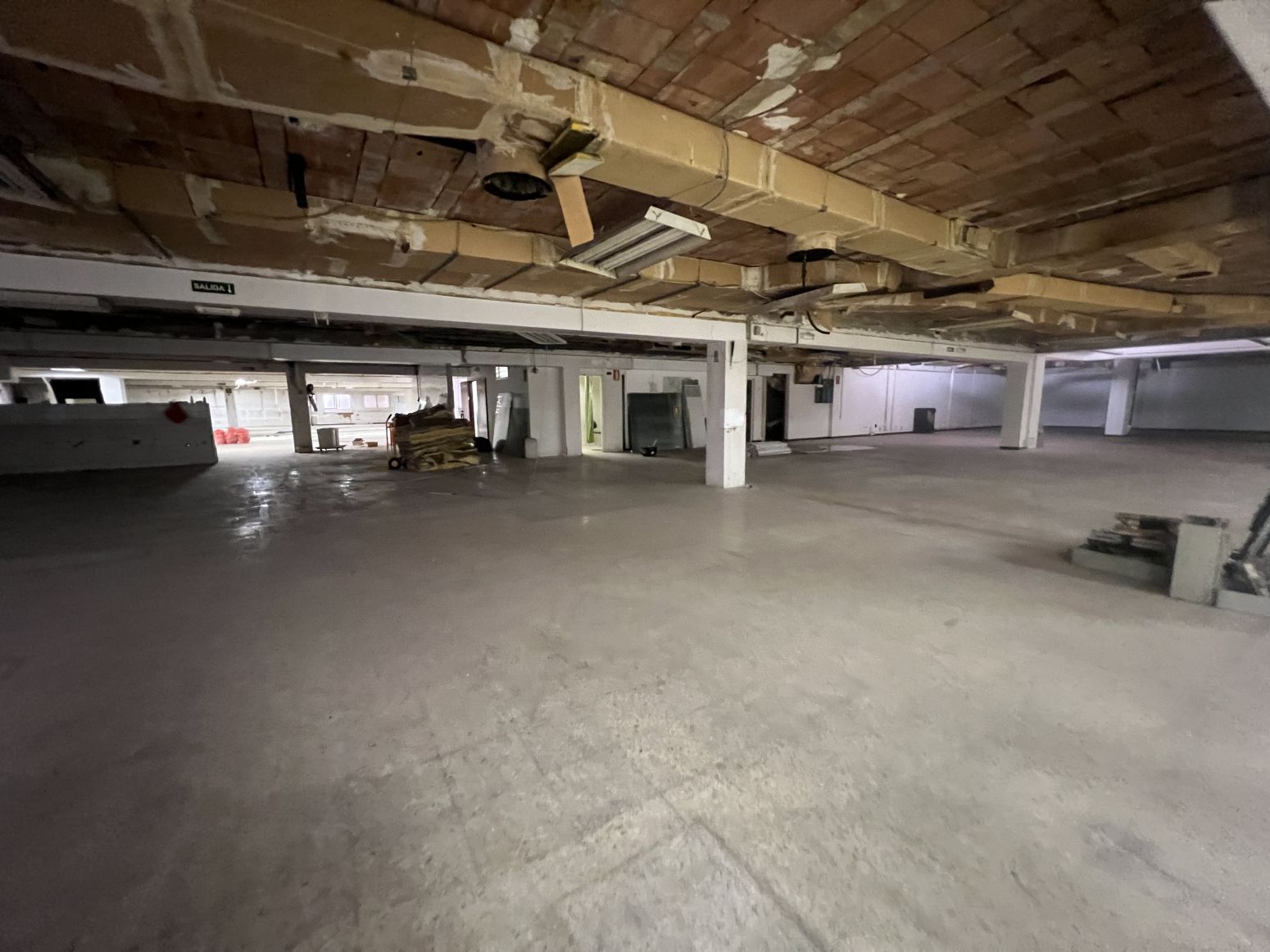 Premises for sale in  Barcelona Capital  with Terrace