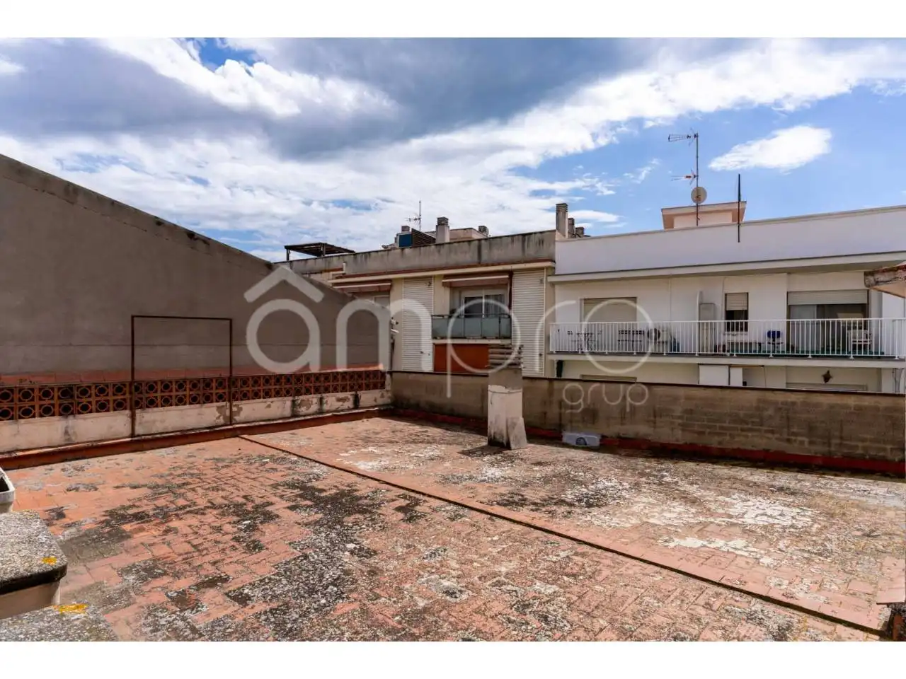 Terraza de Casa o chalet en venta en Cubelles con Jardín privado, Terraza y Amueblado