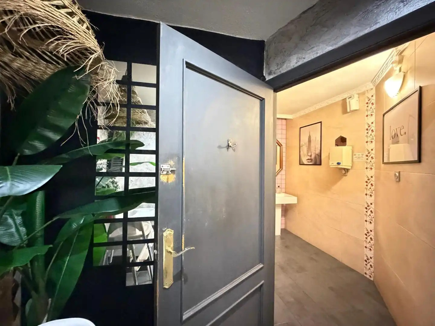 Commercial properties for rent in Torrevieja  with Air Conditioner and Furnished
