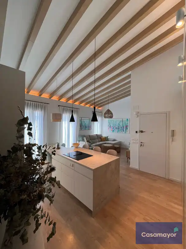 Wohnung zur Miete in Calle de Álvarez Sereix, 13, Barrio del Centro