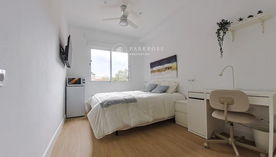 Foto 1 de Pis per a compartir a Altos Hornos, 78, La Marina del Port, Barcelona