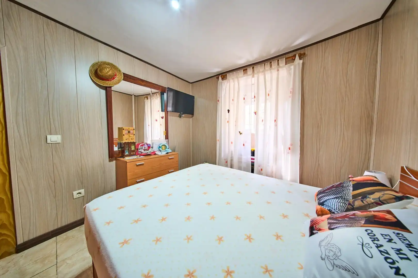Habitación de Casa adosada en venta en Montillana