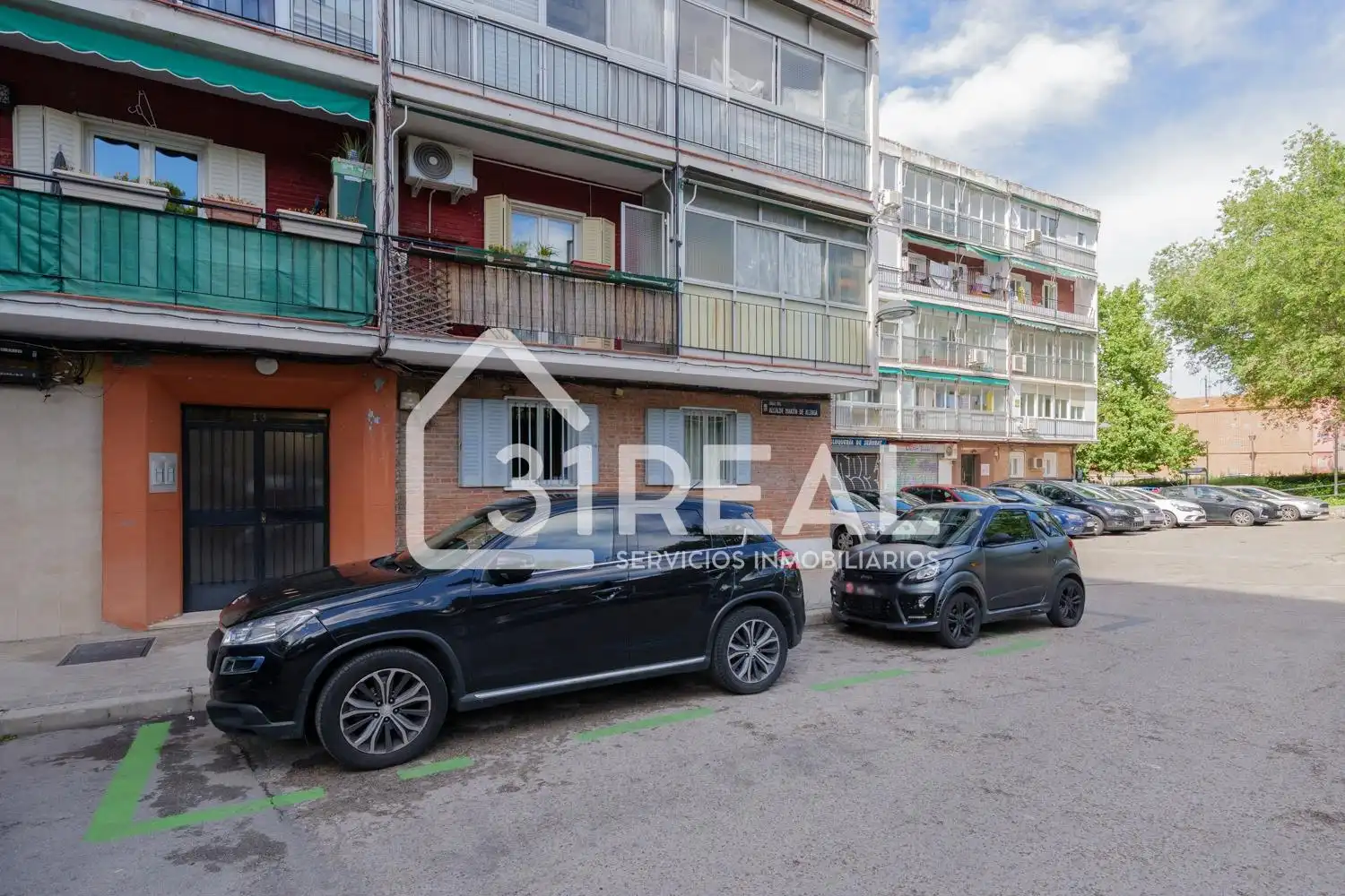 Parking de Piso en venta en Madrid con Calefacción y Terraza