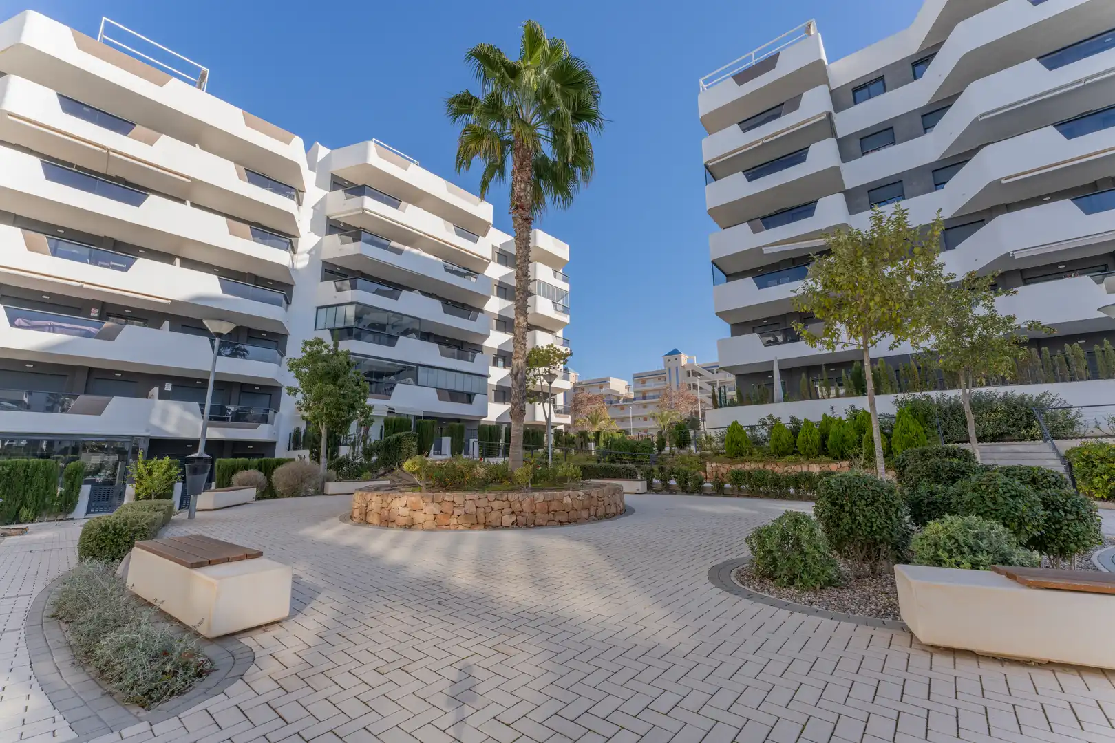 Vista exterior de Apartamento en venta en Elche / Elx con Calefacción, Terraza y Piscina