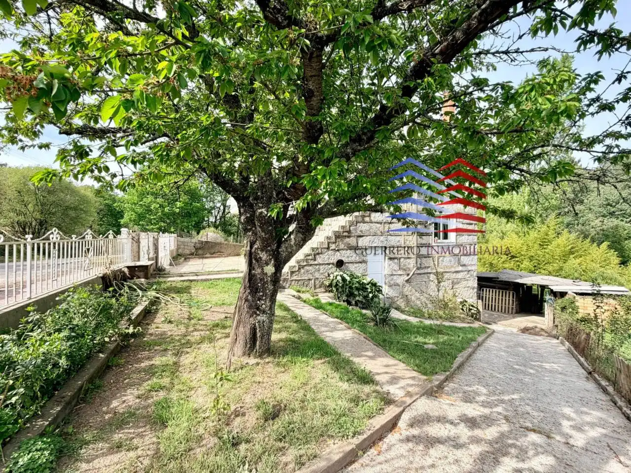 Casa o xalet de lloguer en San Cibrao das Viñas amb Calefacció, Terrassa i Moblat