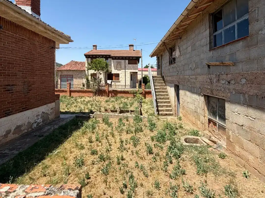 Piso en venta en Contreras con Jardín privado y Amueblado