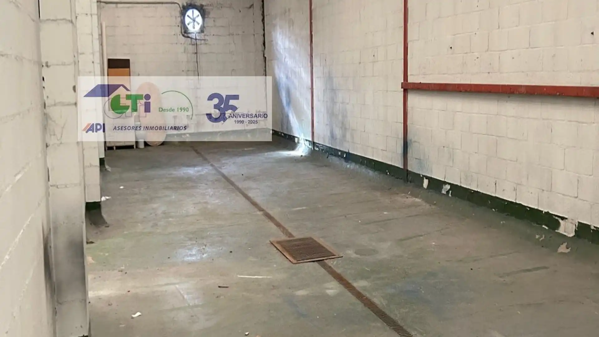 Industrial buildings for sale in Pinseque