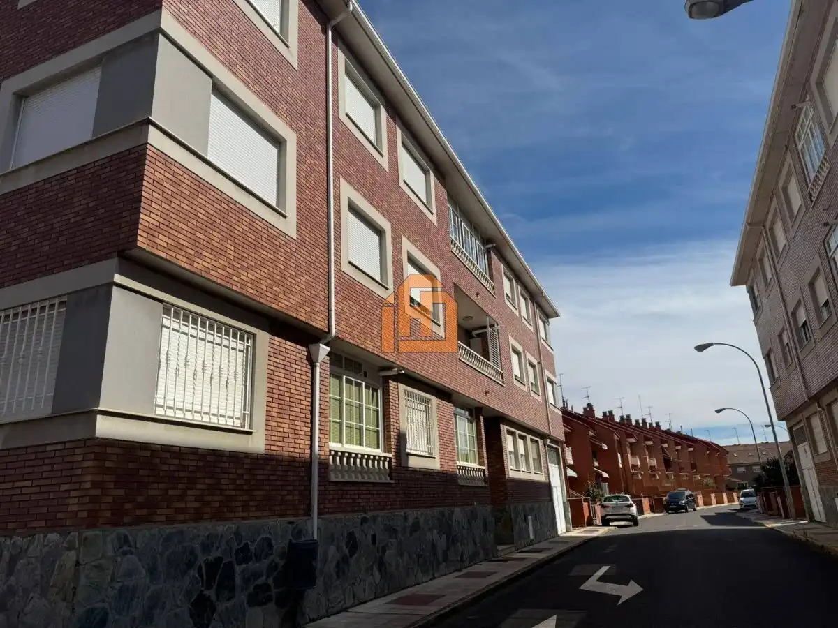 Wohnung zum Verkauf in Calle Goya, Trobajo del Camino