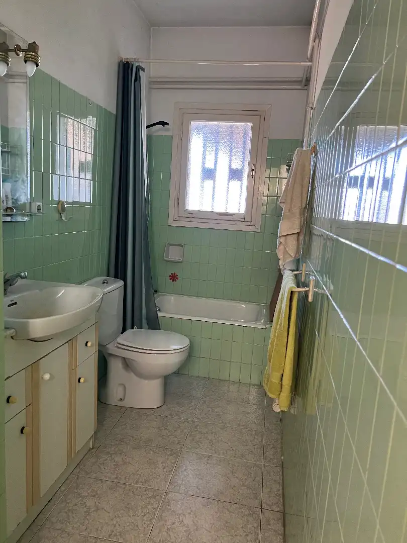 Bany de Casa o xalet en venda en Mataró amb Aire condicionat, Jardí privat i Terrassa