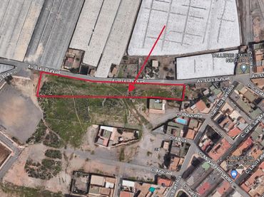 Terreno rustico in vendita a Avenida Luis Buñuel