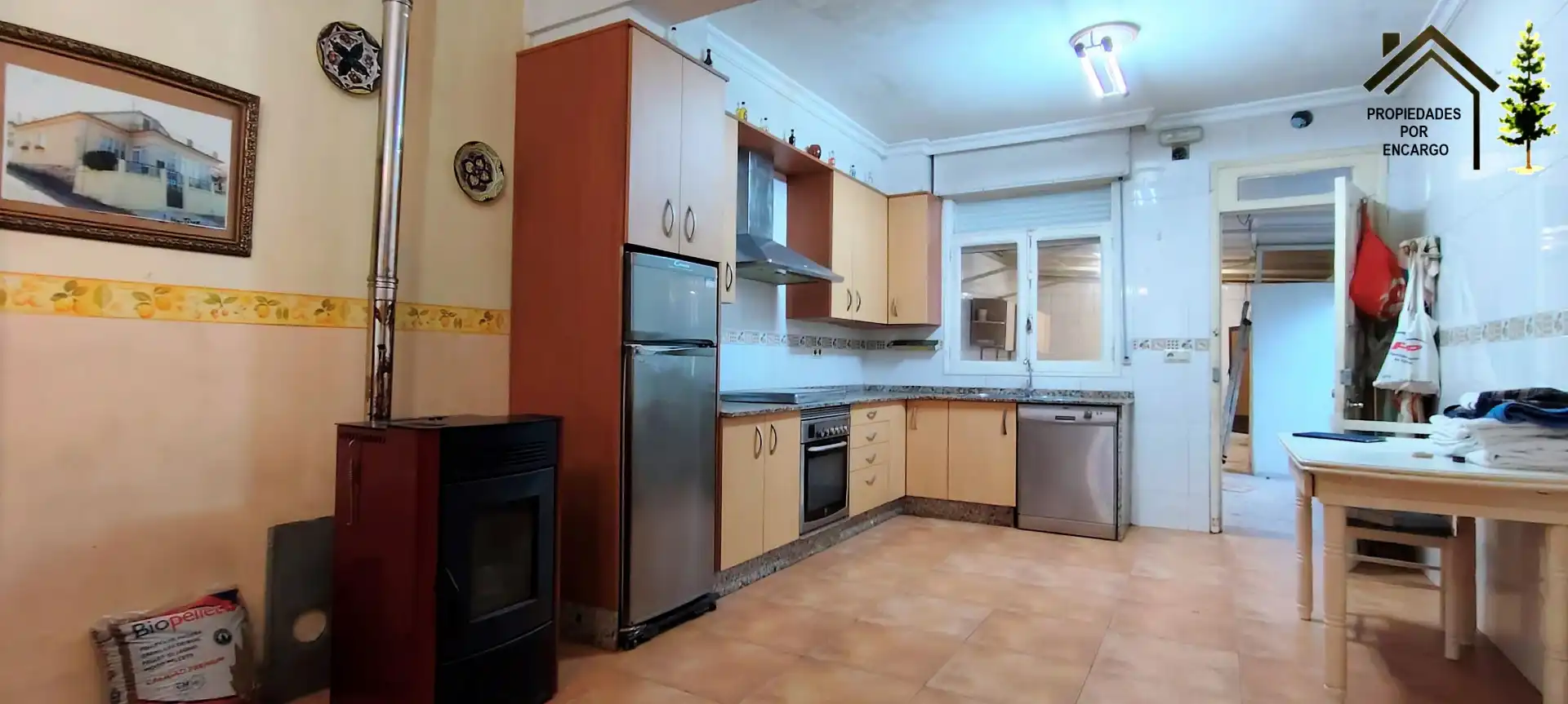 Kitchen of Houses for sale in Cangas   with Terrace