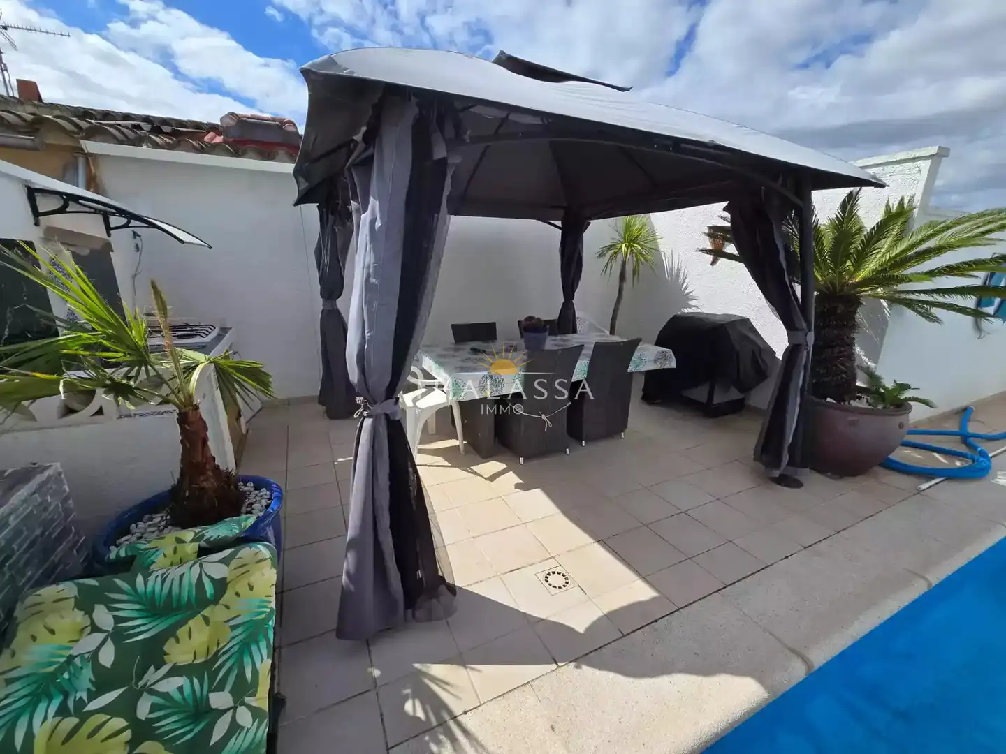 Terrace of Houses for sale in Empuriabrava  with Air Conditioner, Swimming Pool and Furnished