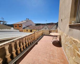 Terrassa de Casa adosada en venda en Banyeres de Mariola amb Terrassa i Piscina