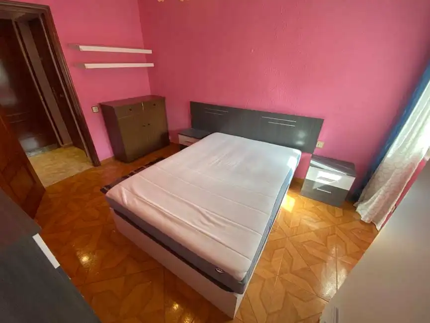 Habitación de Piso de alquiler en San Martín del Rey Aurelio con Calefacción, Amueblado y Horno