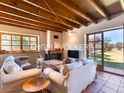 Wohnzimmer von Haus oder Chalet zum verkauf in Bellver de Cerdanya mit Balkon