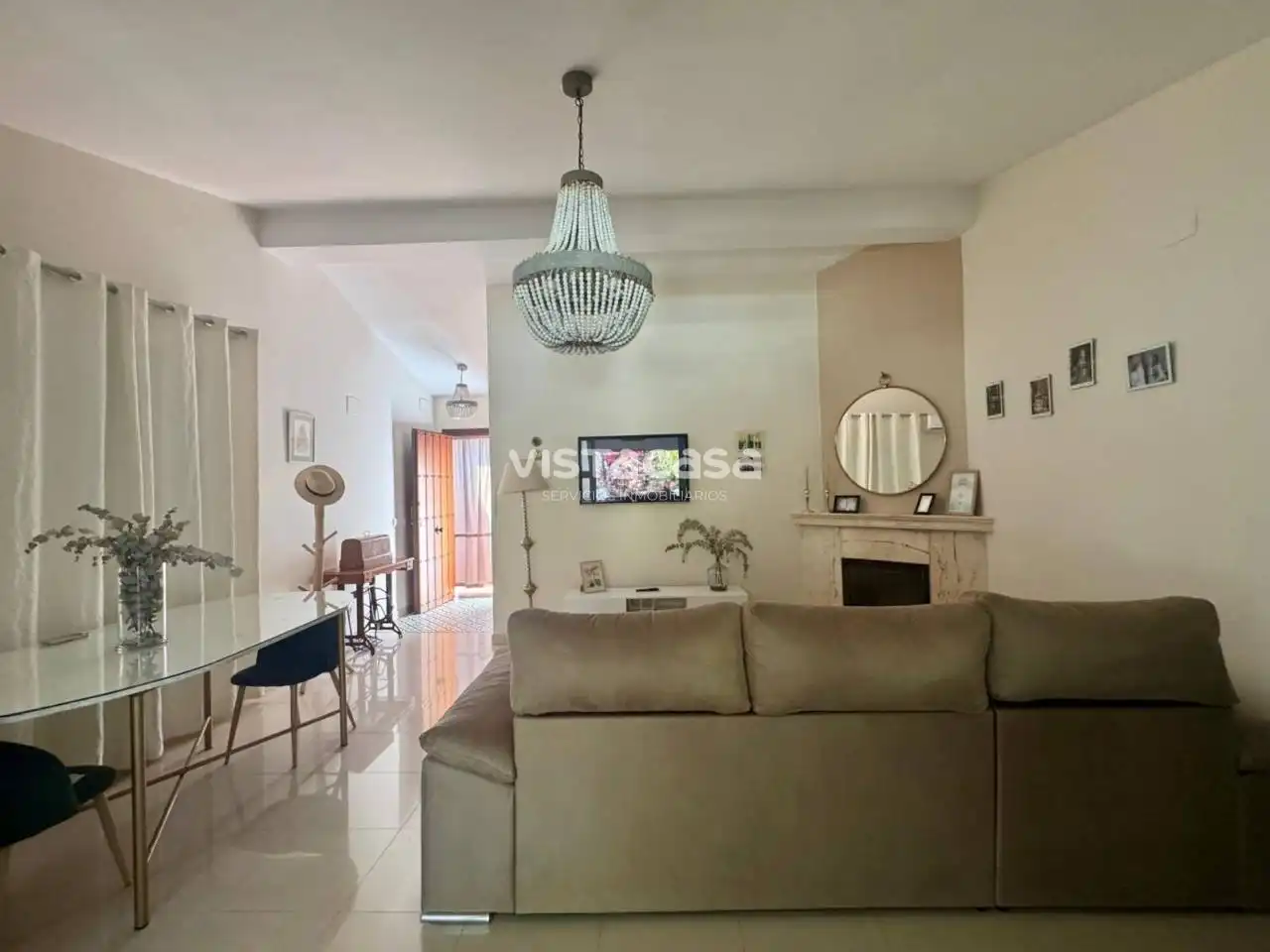 Sala d'estar de Casa o xalet de lloguer en Carmona amb Aire condicionat, Calefacció i Jardí privat