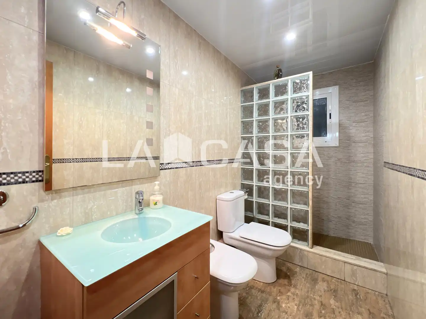 Flat with terrace for sale in Avinguda d'Alfons XIII, imagen 20