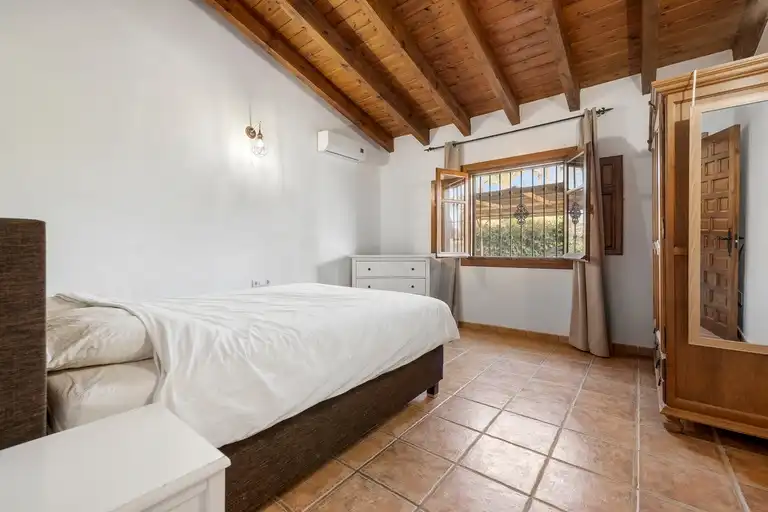 Dormitori de Casa o xalet en venda en Alhaurín El Grande amb Aire condicionat, Calefacció i Terrassa