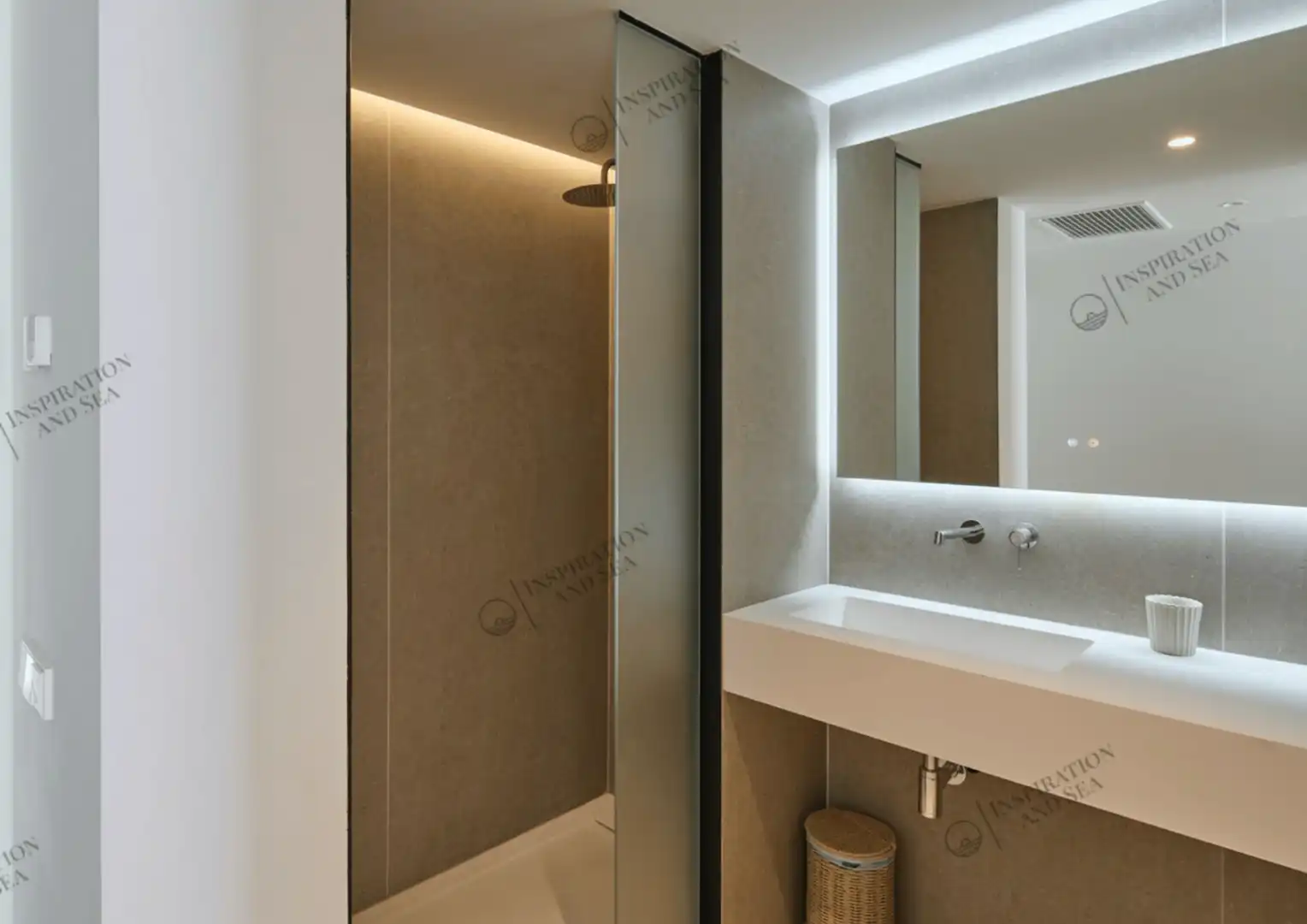 Baño de Casa o chalet en venta en Santa Eulària des Riu con Aire acondicionado, Calefacción y Jardín privado