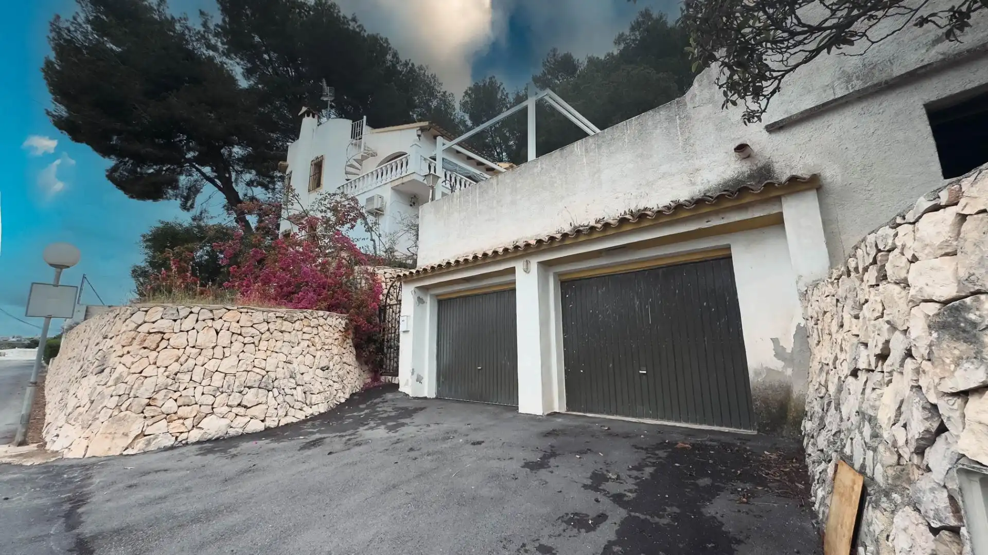 Vista exterior de Casa o chalet en venta en Moraira con Jardín privado, Terraza y Trastero