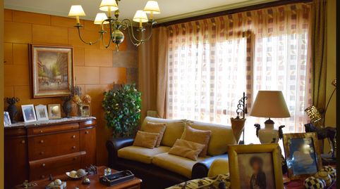 Foto 3 de Casa adosada en venta en Lardero, La Rioja