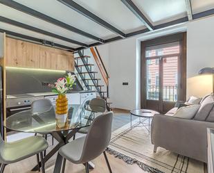 Living room of Apartment for sale in  Madrid Capital  with Air Conditioner, Heating and Terrace
