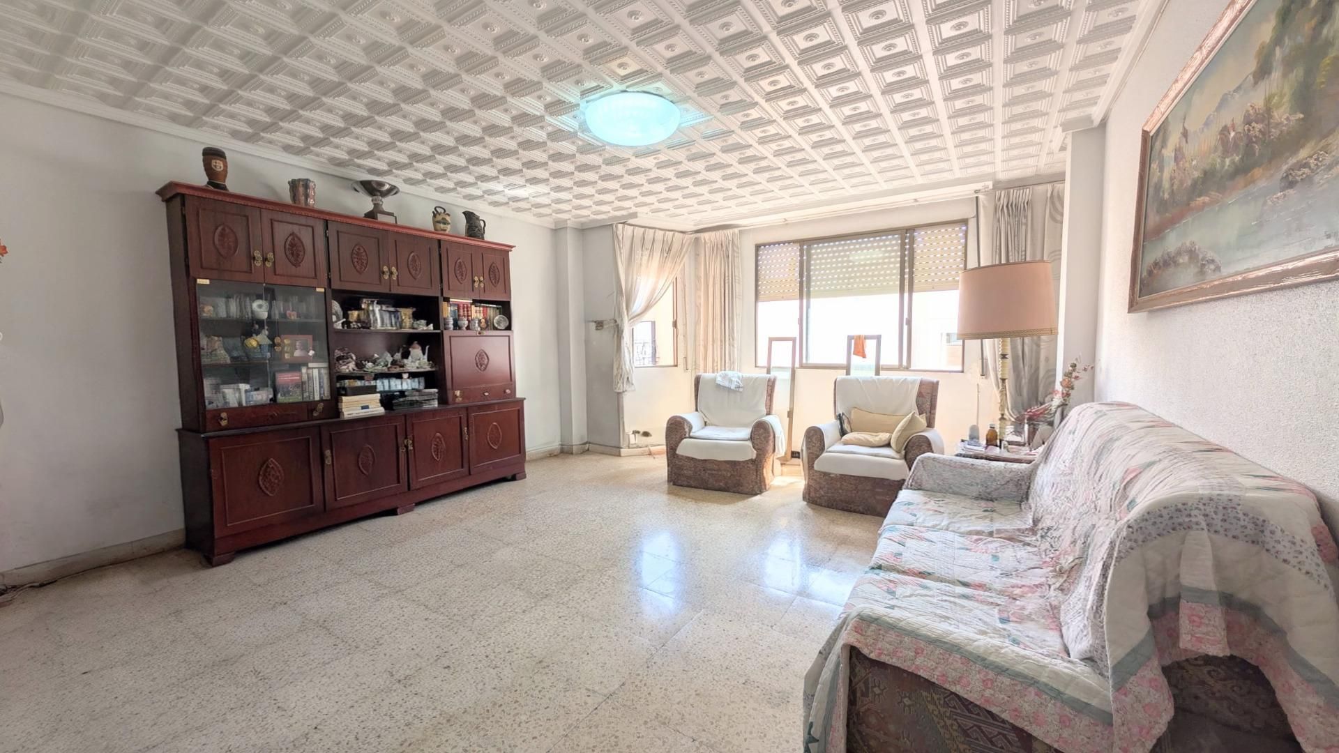 Sala d'estar de Pis en venda en Elche / Elx amb Balcó