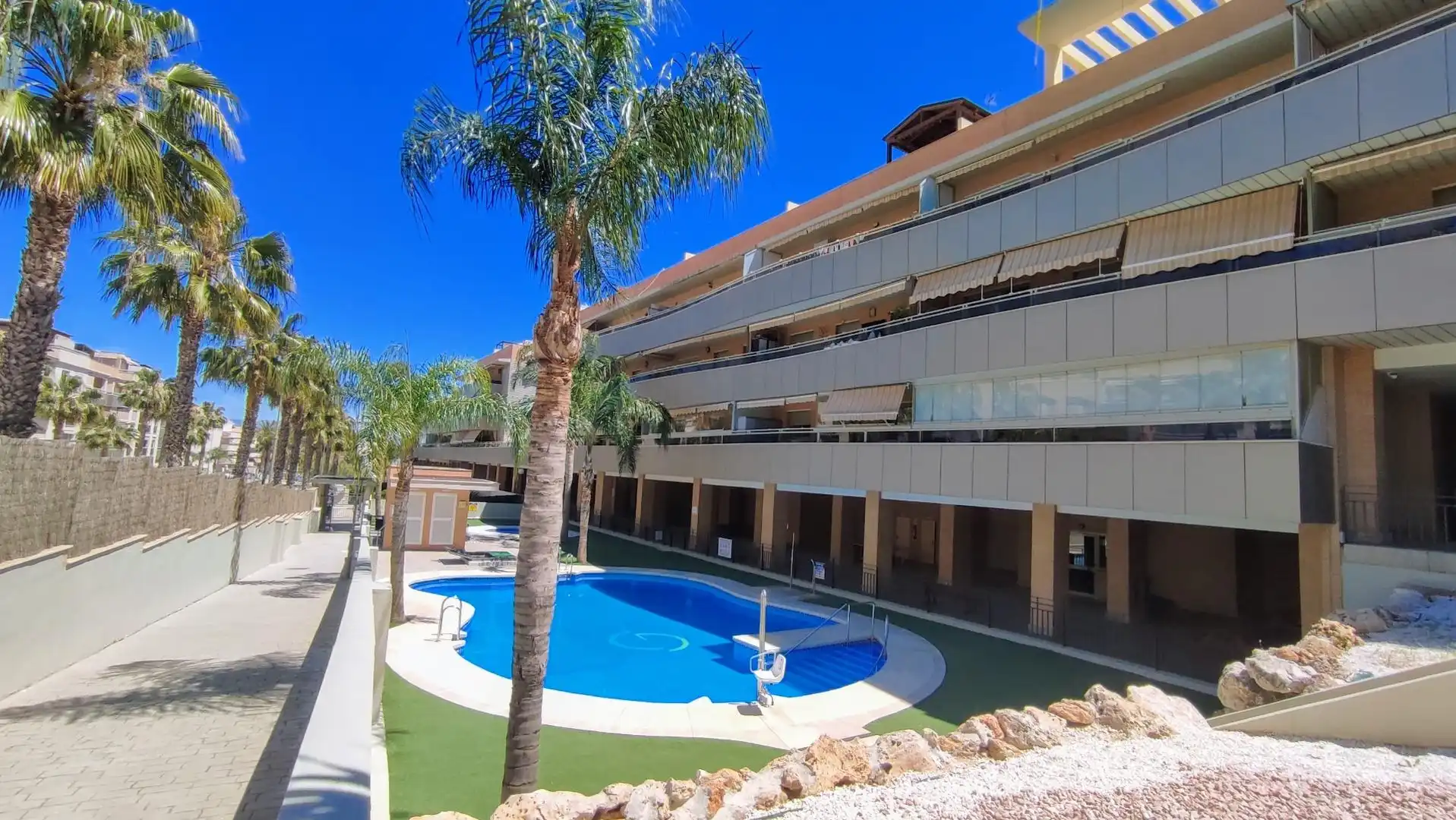 Piso en venta en La Colina, Torremolinos