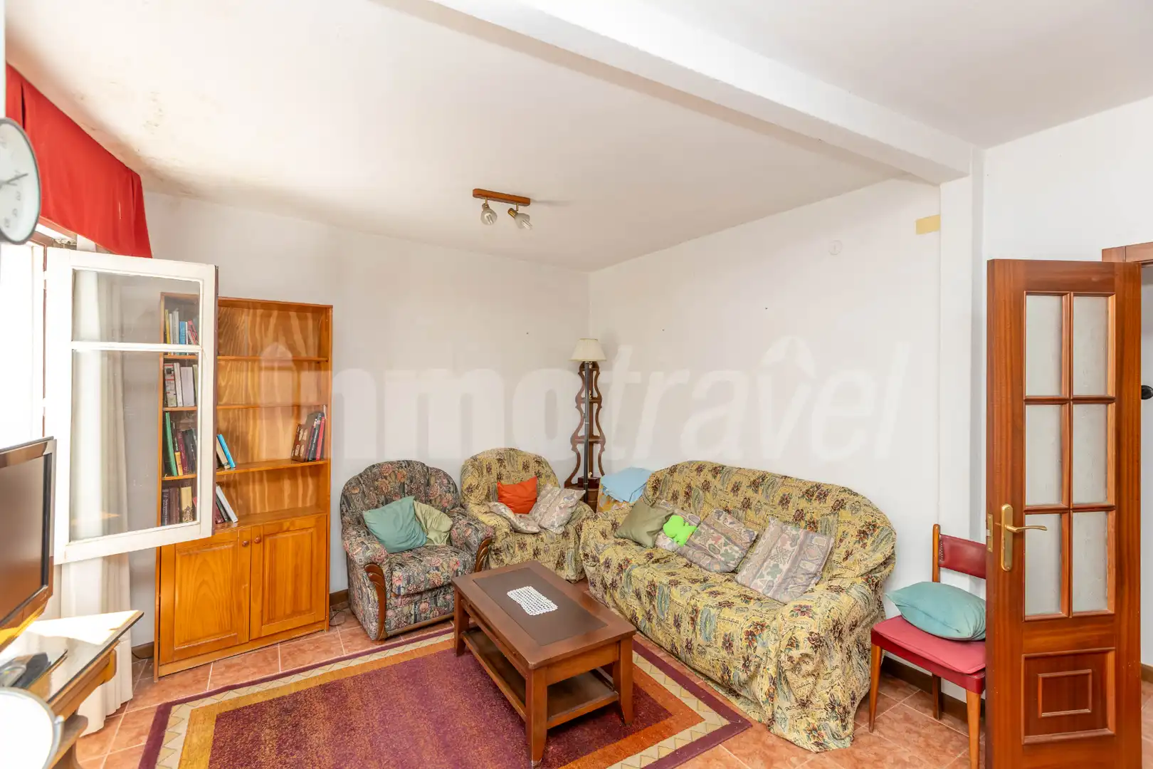 Sala d'estar de Casa adosada en venda en Sanxenxo amb Terrassa, Moblat i Forn