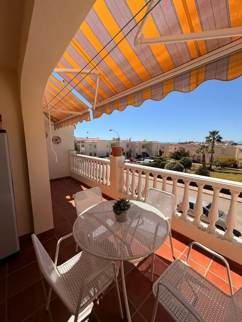 Terrassa de Apartament de lloguer en Torrox amb Terrassa i Piscina comunitària