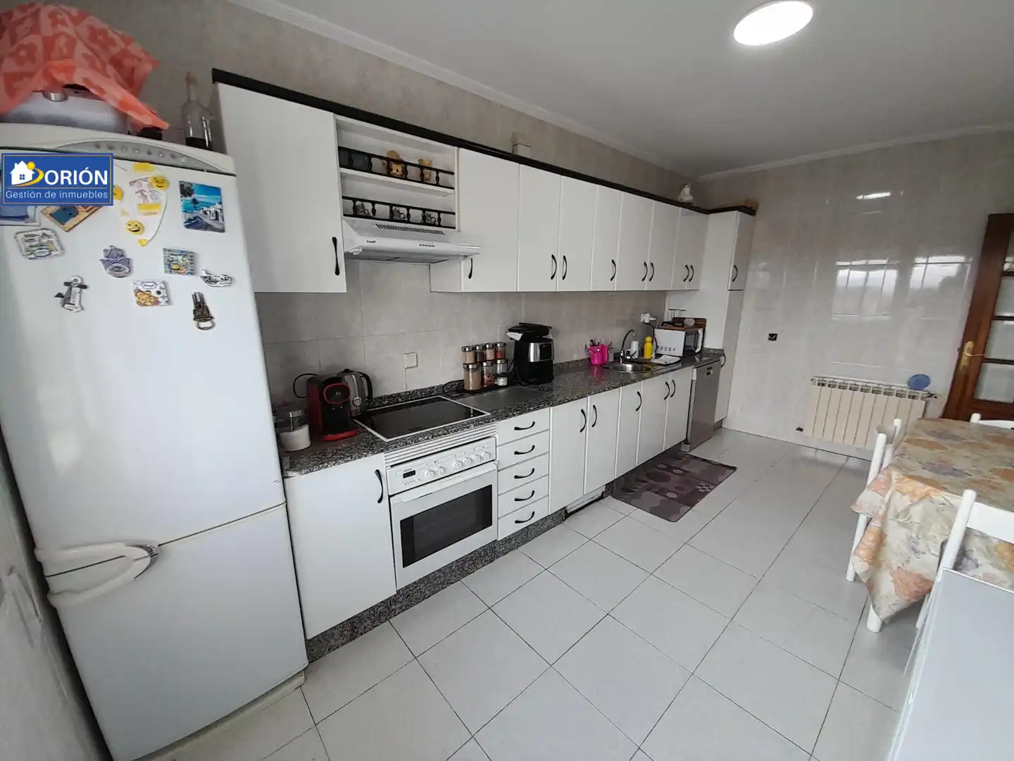 Kitchen of Flat for sale in Cacabelos  with Heating, Private garden and Terrace