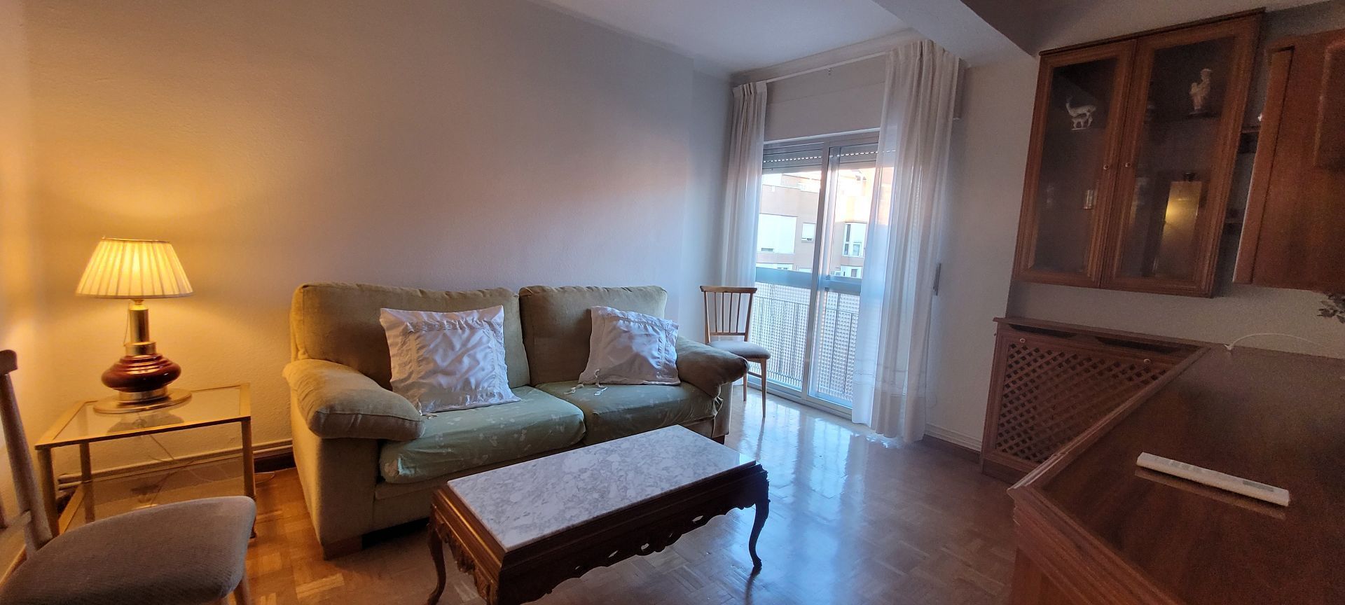 Living room of Flat to rent in  Madrid Capital  with Air Conditioner, Heating and Terrace