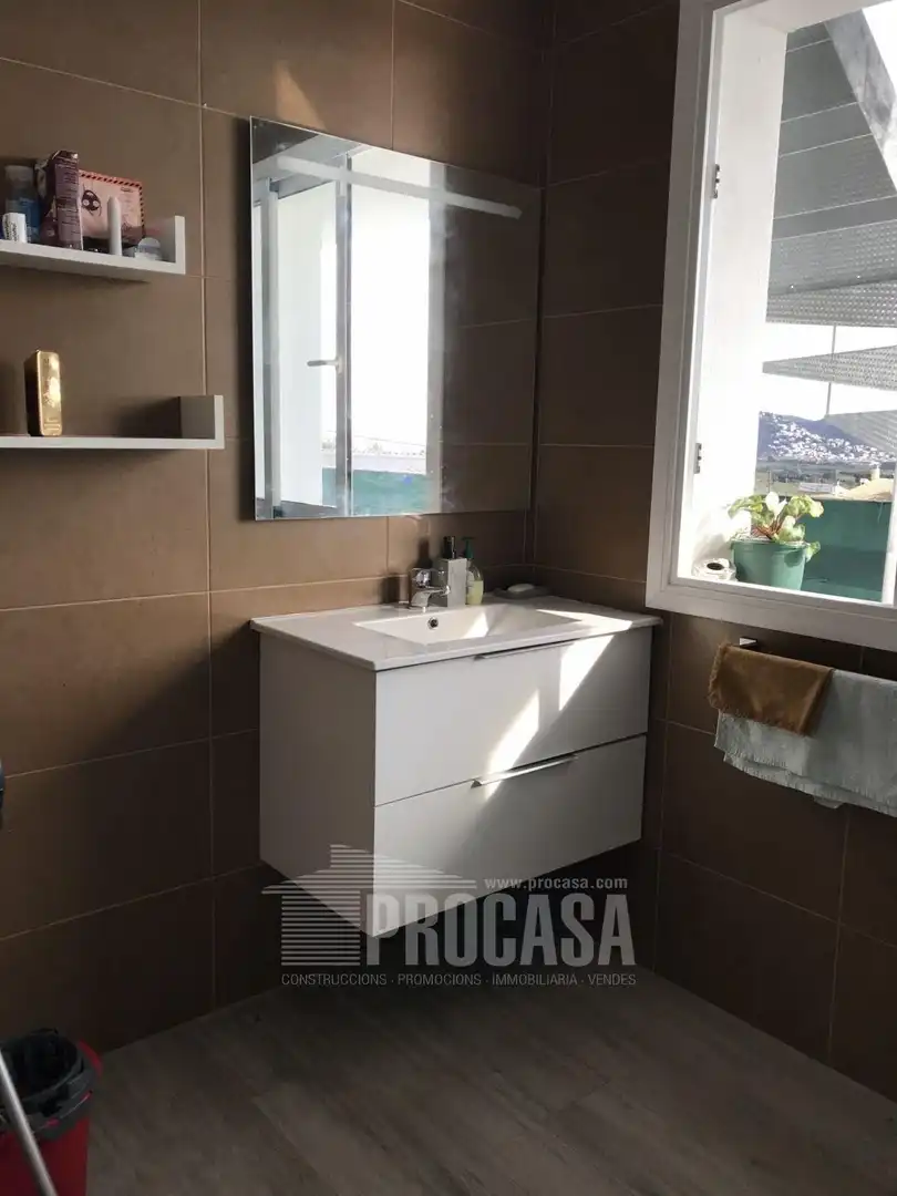Bany de Casa o xalet en venda en Roses amb Aire condicionat, Calefacció i Terrassa