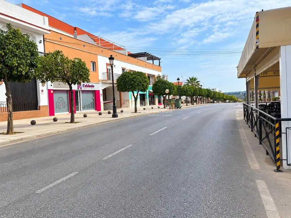 Local comercial en venda a Pilas