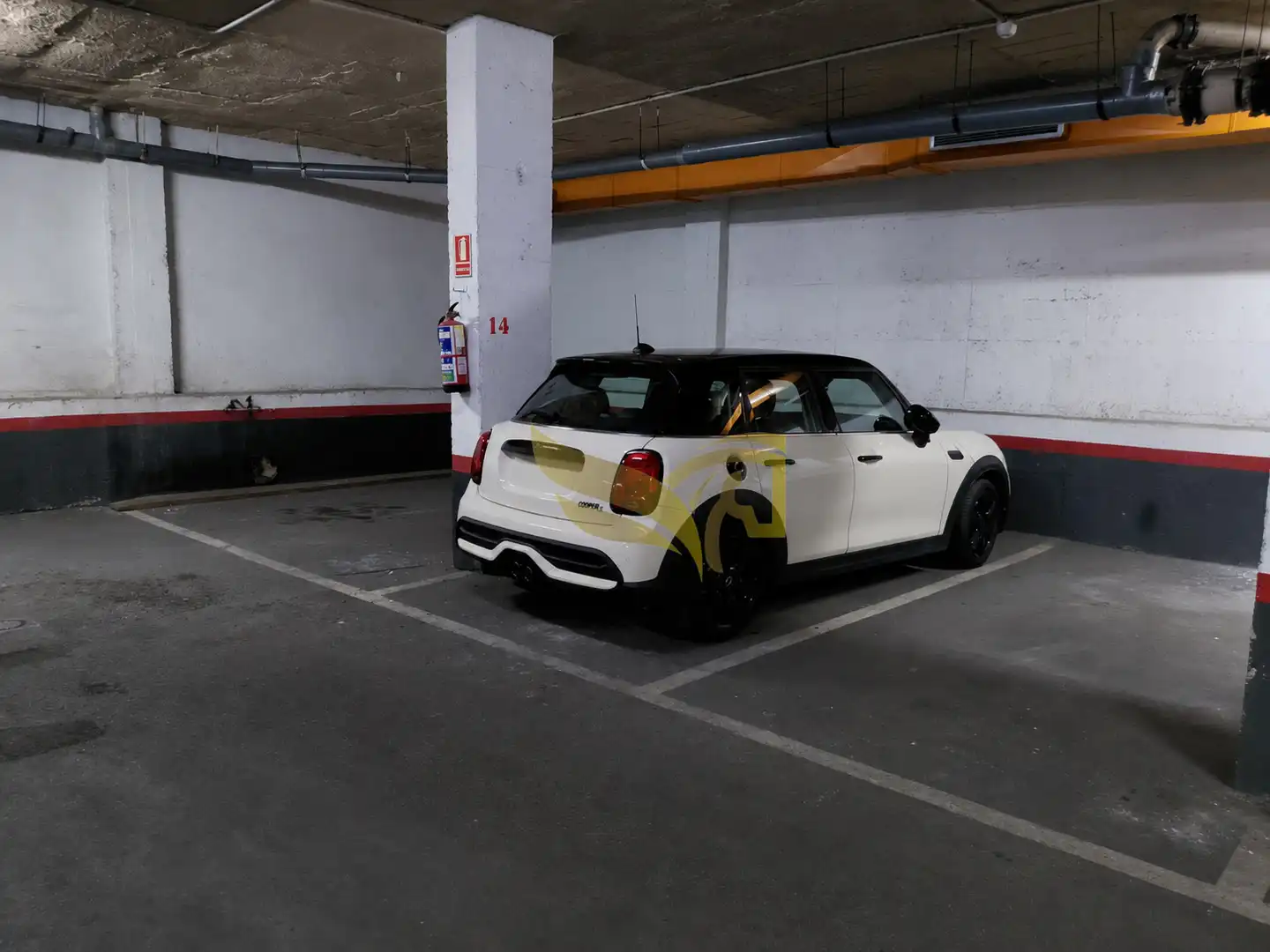 Parking de Ático en venta en Madrid con Aire acondicionado, Calefacción y Terraza