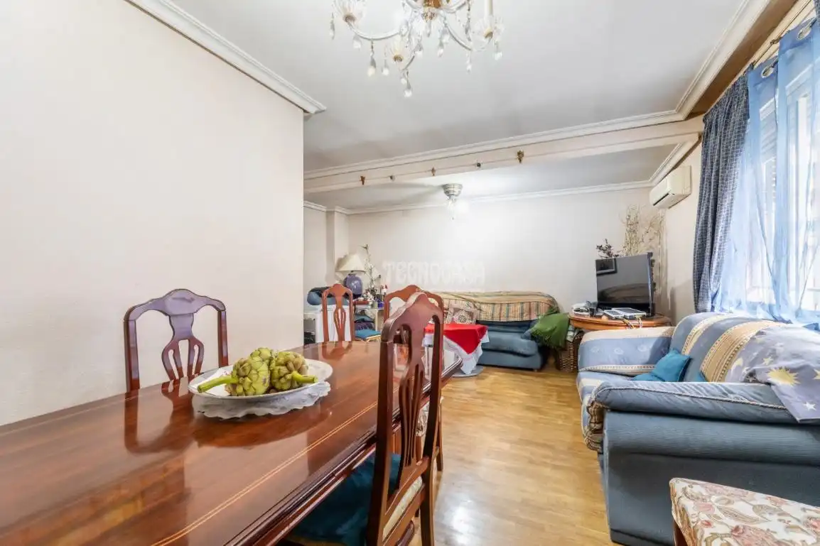 Flat with lift for sale in Casco Antiguo, imagen 4