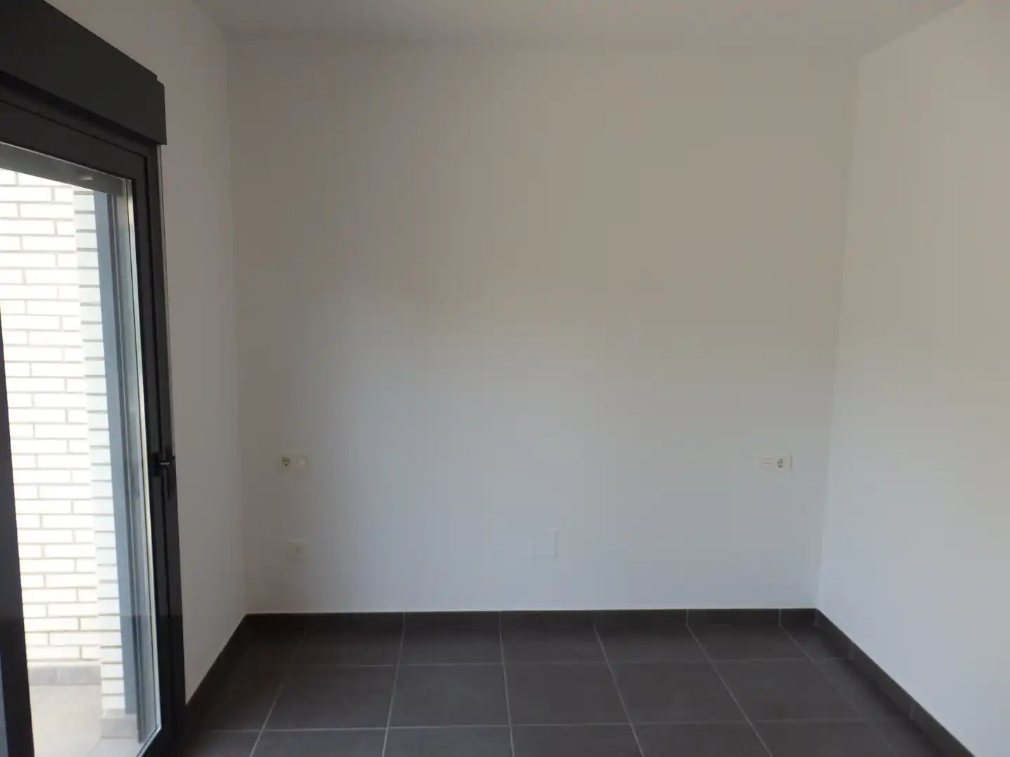 Einfamilien-Reihenhaus zum Verkauf in Mont-roig del Camp mit Klimaanlage, Privatgarten und Terrasse