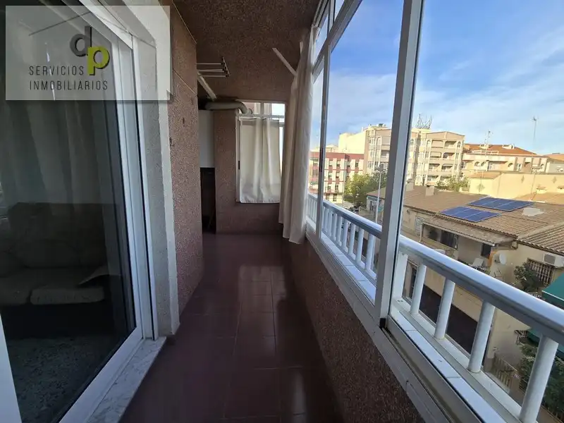 Terrasse von Wohnung zur Miete in Elche / Elx mit Ofen, Waschmaschine und Balkon