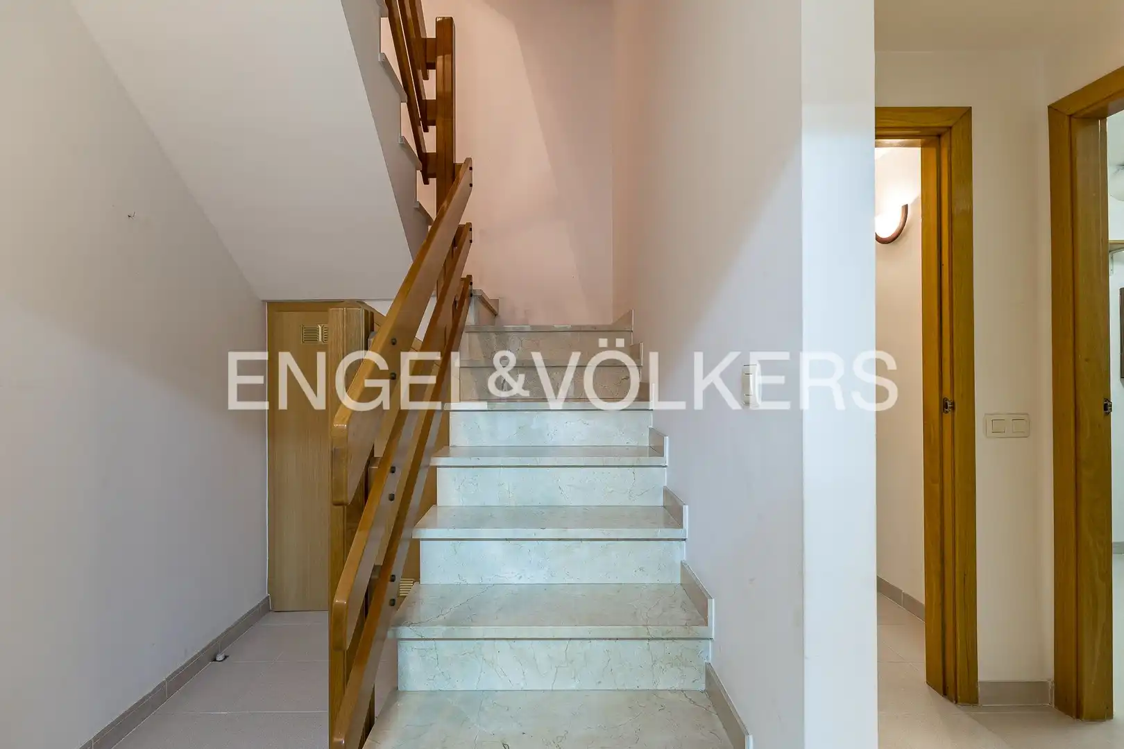 Maison mitoyenne avec piscine à vendre à Nou Eixample Nord, imagen 48