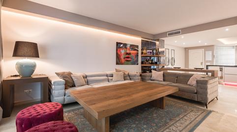 Foto 4 de Apartament en venda a Lomas de Marbella Club, Marbella