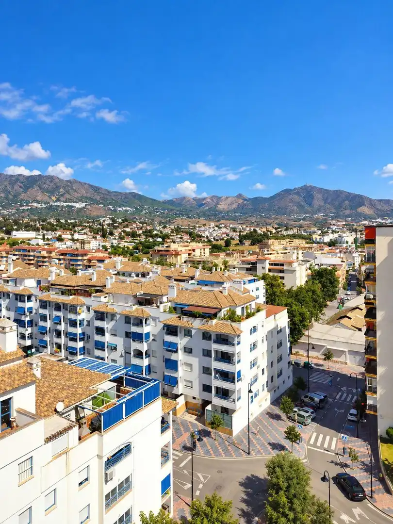 Apartament amb piscina en venda a Calle Encina, Las Lagunas, Spain 9