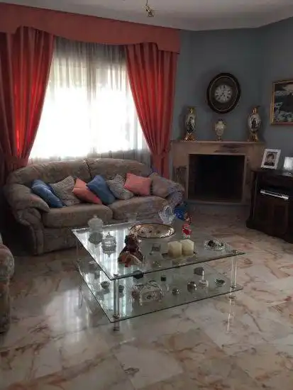 Sala d'estar de Casa o xalet en venda en Cáceres amb Calefacció i Traster