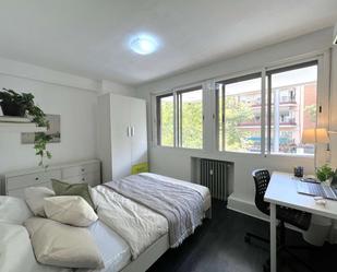 Bedroom of Flat to share in  Madrid Capital  with Air Conditioner and Terrace